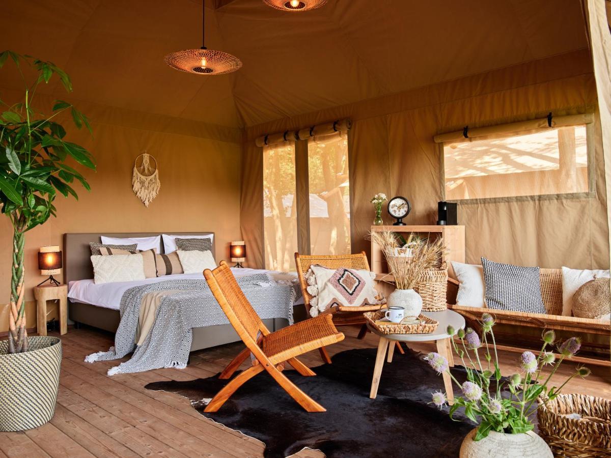 Zatoria Luxury Glamping Zator Hotel Exterior photo